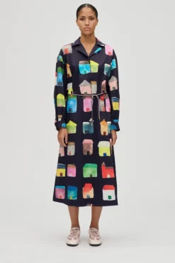 Stine Goya 2340 Midweight Cotton, Long Sleeve Workwear Midi Dresssg-aw25-d172-2340< Kjoler|Ammevenligt Tøj