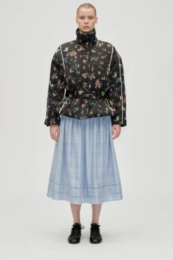 Stine Goya 2407 Satin Ruffle, Cinched Aviator Bomber Jacketsg-aw25-j056-2407< Overtøj & Jakker