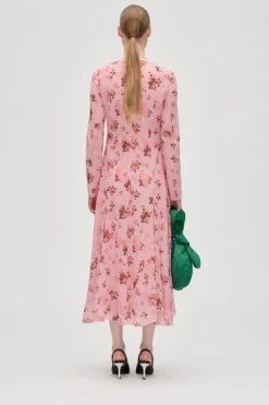 Stine Goya 2408 Sheer Ruffling Jersey, Long Sleeve Ruffling Midi Dresssg-aw25-d161-2408< Kjoler