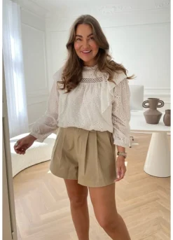 Albaic Shorts*BYIC Online