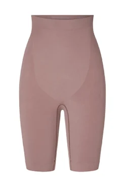 Lykkeland Ateliér Alturra Highwaist Shaping Shorts L0823901F.214< Shorts