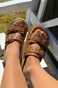 Annika Sandal*Bloom Sale