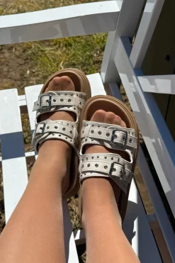 Annika Sandal*Bloom Hot