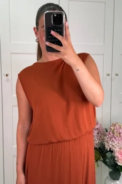 A-bee Ava Top< T-Shirts & Toppe