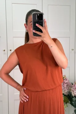 A-bee Ava Top< T-Shirts & Toppe