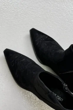 Camila Boot*Bloom Online