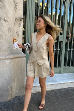 Celinaic Vest*BYIC Online