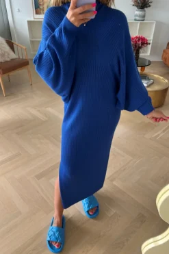 Valentin Studio Cosy Knit Dress< Kjoler