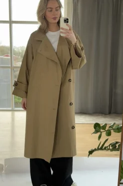 Dar-N.Trench 18108*Sisters Point Best