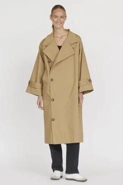 Dar-N.Trench 18108*Sisters Point Best