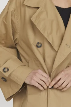 Dar-N.Trench 18108*Sisters Point Best