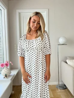 Dear Molly Dot Dress 129650B< Kjoler