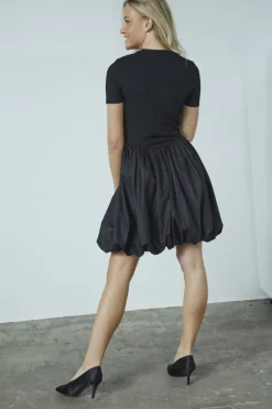 Ebaza-Dr.Ss 18836*Sisters Point Online