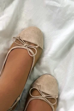 Bloom Eleanor Ballerinaer< Bloom|Ballerinaer