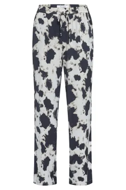 Ella-Pa48 19082*Sisters Point New