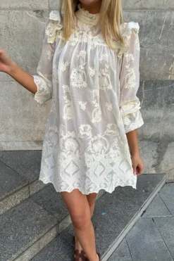 BYIC Ellinoric Lace Dress< Kjoler