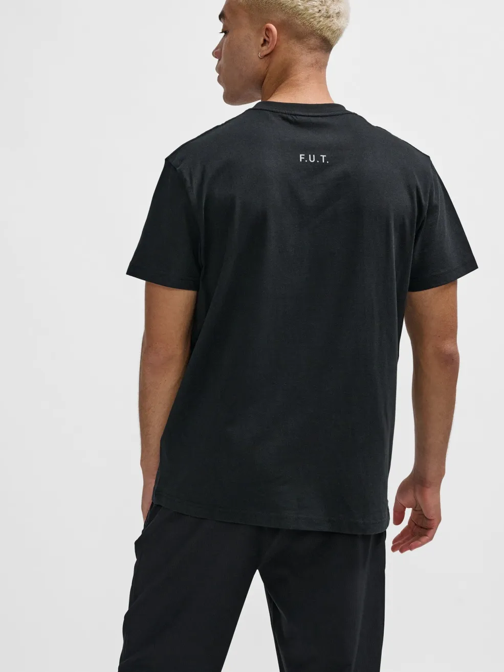 Essential T-Shirt 610560*Halo Clearance