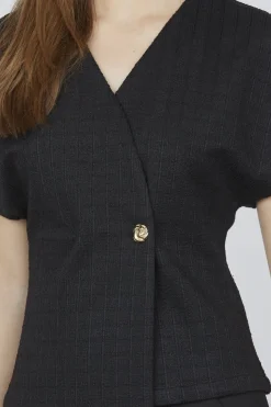 Evela-Ve 18457*Sisters Point New