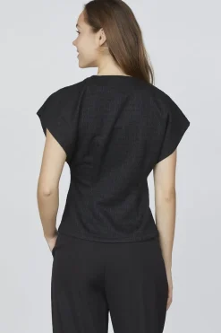 Evela-Ve 18457*Sisters Point New