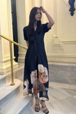 Faye Dress 2091*Karmamia Outlet