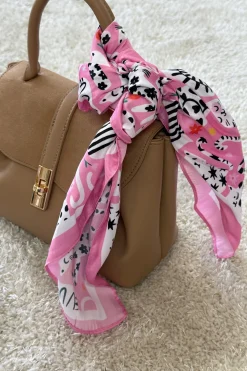 Filippa Scarf*A-bee Best