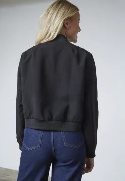 Garwin-Ja20 19056*Sisters Point Outlet