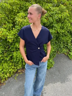 Gevela-Ve 18864*Sisters Point Hot