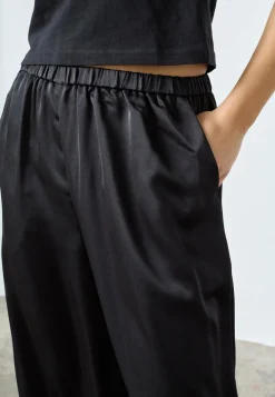 Gewo-Pa1 19617*Sisters Point Hot