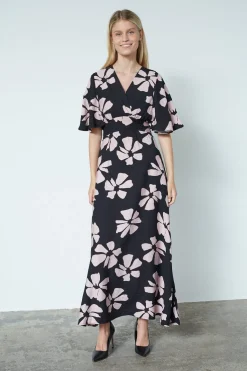 Sisters Point Gisela-Dr21 19352< Kjoler