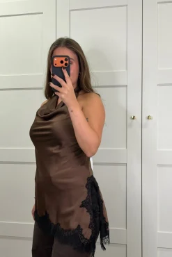 Dear Molly Halterneck Lace< T-Shirts & Toppe