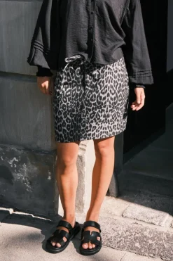 Henrietta Leopard Skirt*Neo Noir Clearance