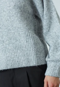 Humas-Pu 19050*Sisters Point