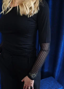 Liberte Isa Ls Lace Sleeve Blouse 21348< Bluser & Skjorter