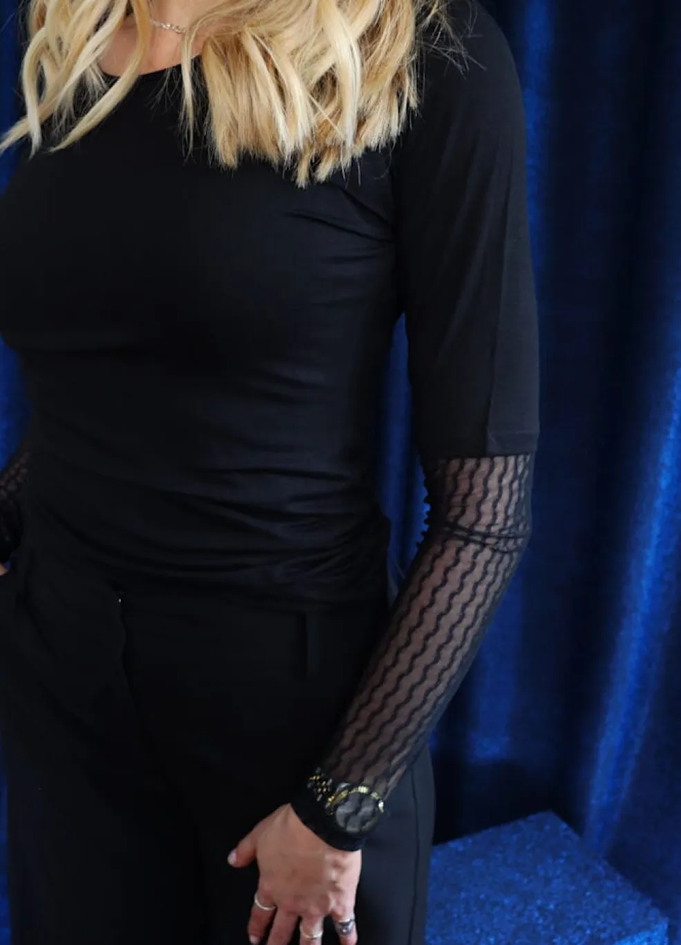 Liberte Isa Ls Lace Sleeve Blouse 21348< Bluser & Skjorter