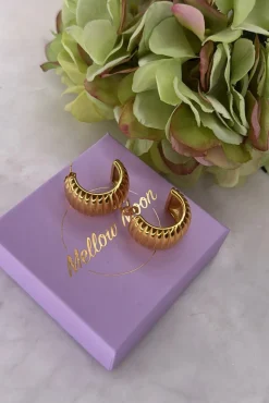 Isabelle Ørering*Mellow Moon Hot