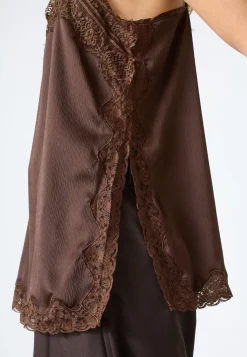 Isolde-St1 19736*Sisters Point New