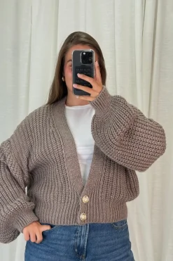 Ivy Cardigan*A-bee Best
