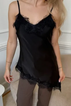 BYIC Junoic Asymmetric Top A25115< T-Shirts & Toppe