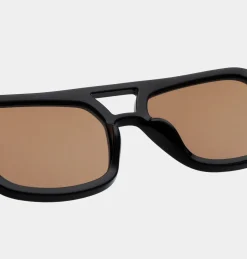 A. Kjærbede Kaya< Solbriller