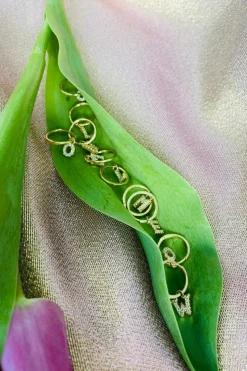 Mellow Moon Kreol Bogstav Ørering< Øreringe