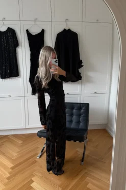 Noella Laurette Dress 14600001< Kjoler