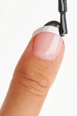 Le Mini Macaron Le Frenchie FREN002< Neglelak