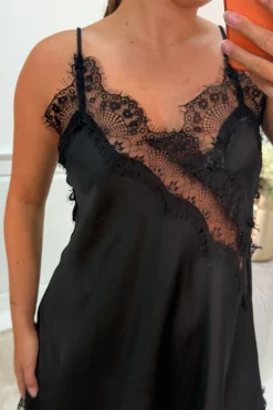 A-bee Leni dress< Kjoler