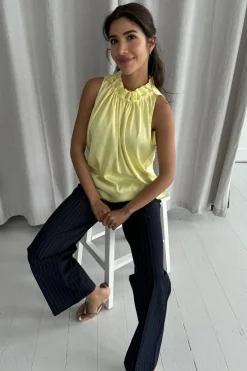 Continue Liva Solid 14925< T-Shirts & Toppe