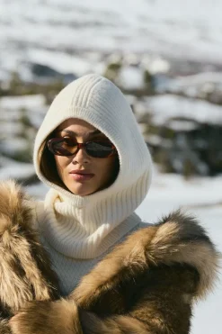 Twist & Tango Livigno Balaclava 906802< Hue, Hat & Handsker