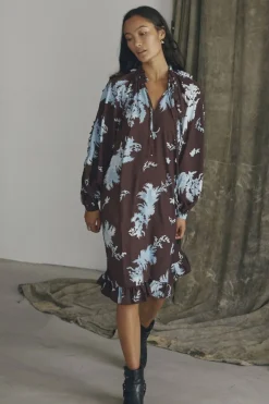 Love1434 19293*Love & Divine Clearance