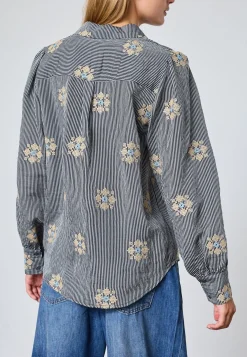 Love919-19 19331*Love & Divine Clearance