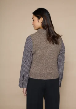 Love1454 19365*Love & Divine