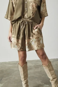 Love970-9 18702*Love & Divine Sale