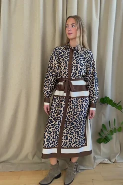 Love & Divine Love1394 19099< Kjoler